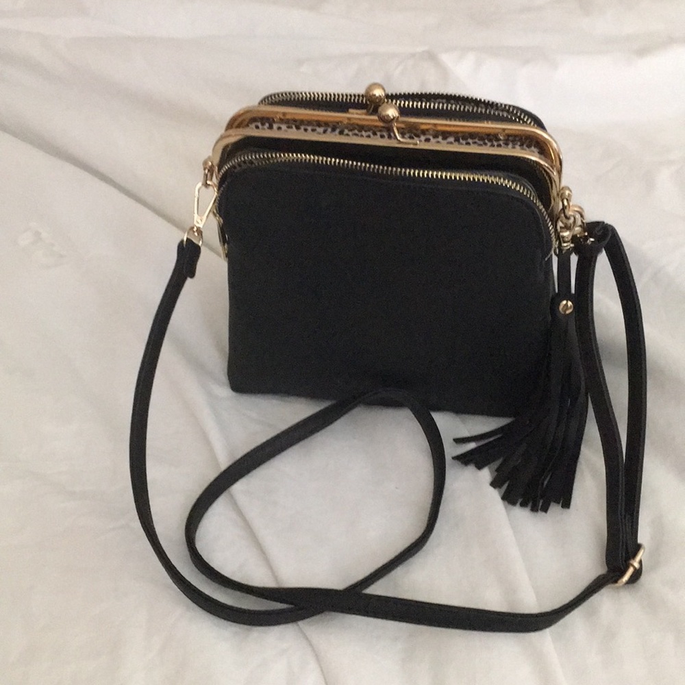 8i1/2 inch cross strap bag